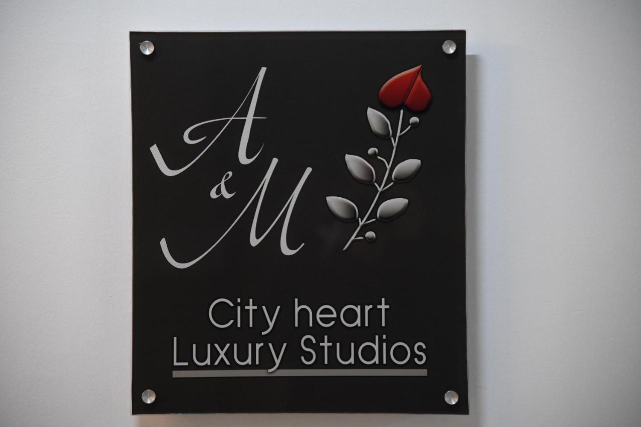 Heart Luxury *