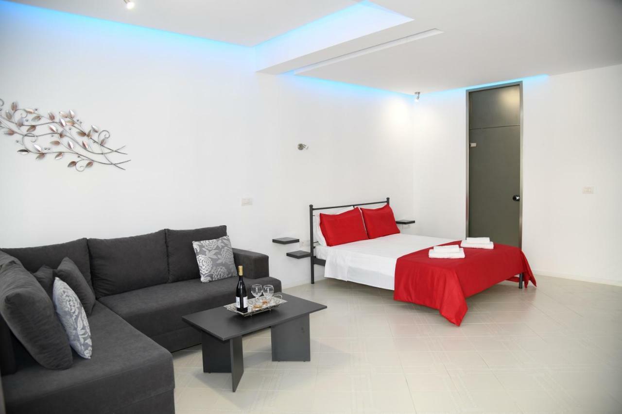Heart Luxury *